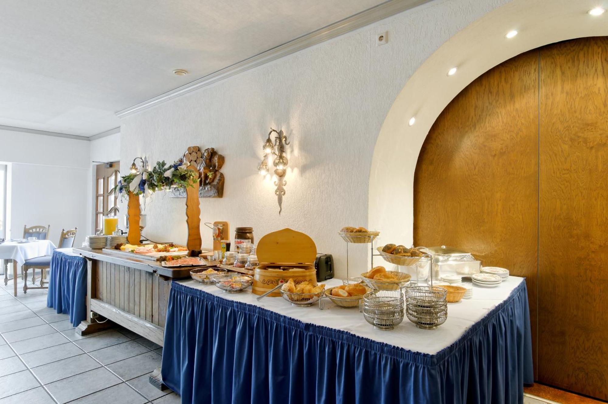 Landhotel Lohmann Langenfeld (North Rhine-Westphalia) Exterior foto